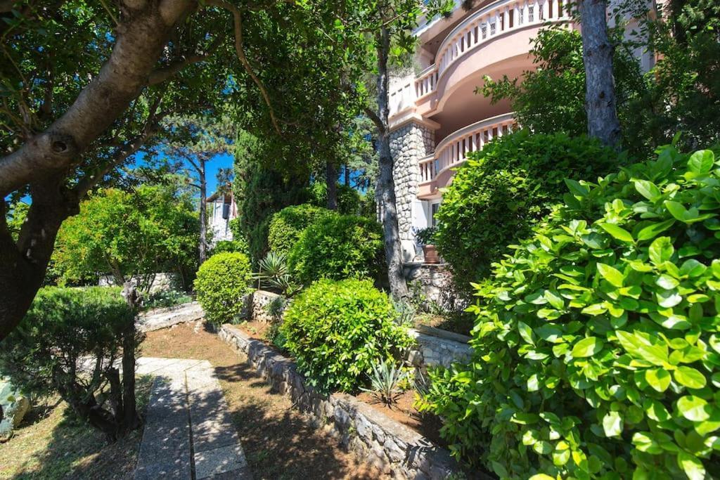 Villa Stefi โนวีวีโนดอลสกี ภายนอก รูปภาพ
